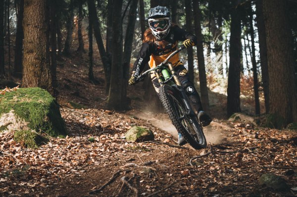 severinwegenerphoto-mtb-downhill-bozen_kohlern-bliss_protection-maxi