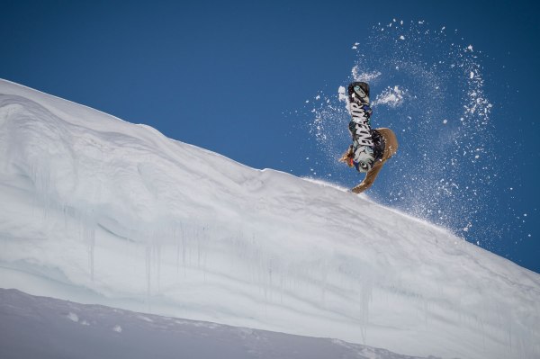 severinwegenerphoto-snow-pitztal-flo-millerflip-winter-snowboard-photo
